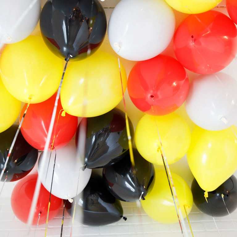 Шарики под потолок Пикачу 25 шт